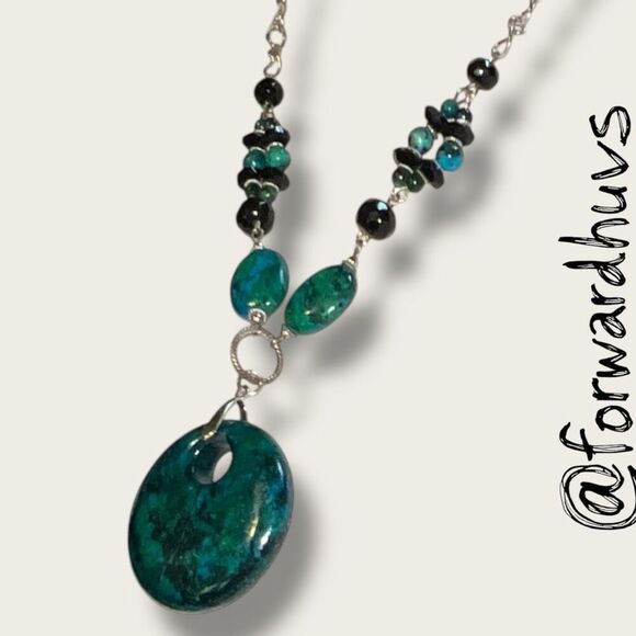 18” Artificially Colored Stone Pendant - Picture 8 of 12